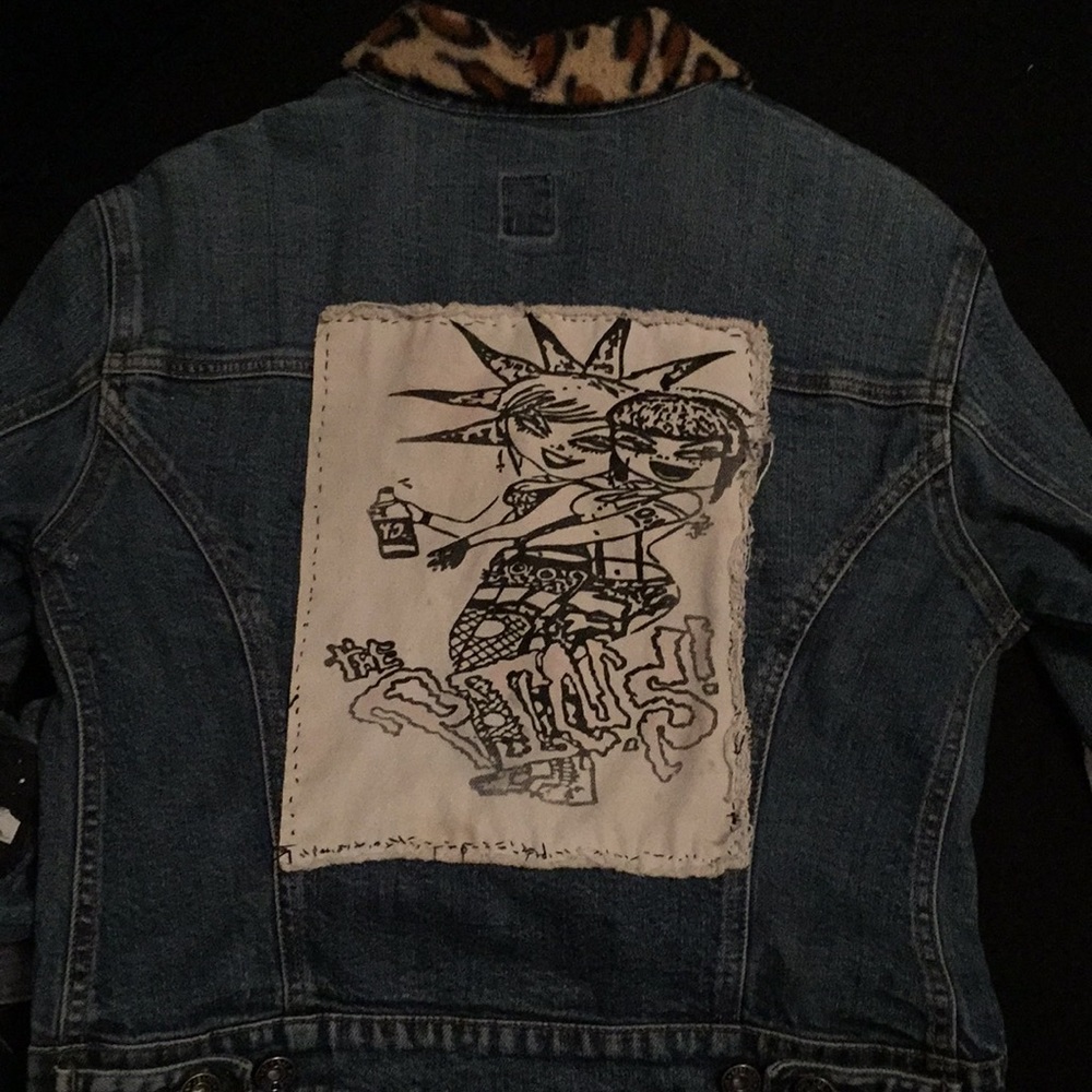 Denim jacket - Picture 3 of 4